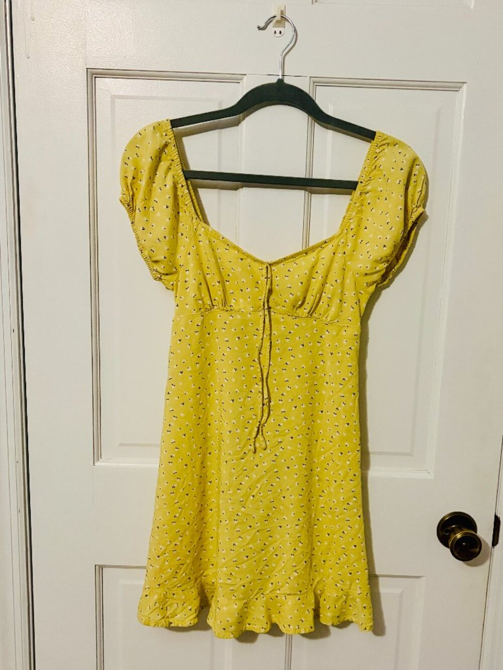 SO Goods For Life Yellow Puff-Sleeve Yellow Mini Dress With a Ditsy Print- XS